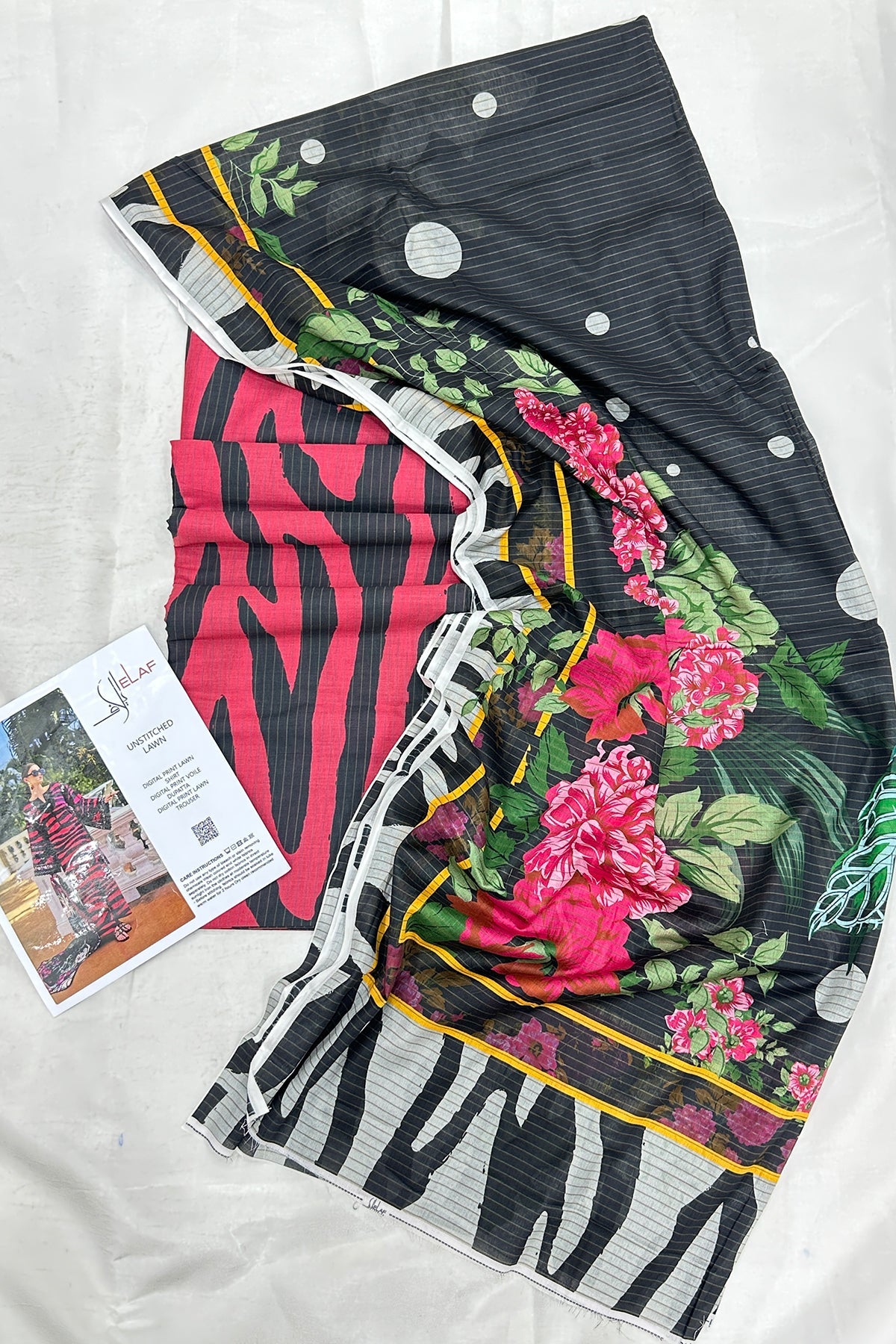 Three Pcs Printed Lawn Desgin - 4